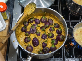 Get Cooking Indian Vegetarian: Bagara Baingan